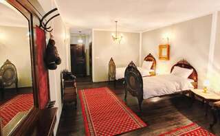 Отель Hotel Evmolpia Пловдив Двухместный номер Делюкс с 2 отдельными кроватями-5